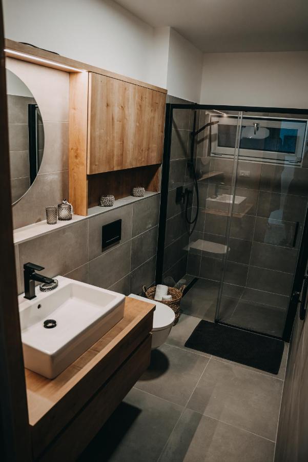 Apartman Usti Hranice  Esterno foto