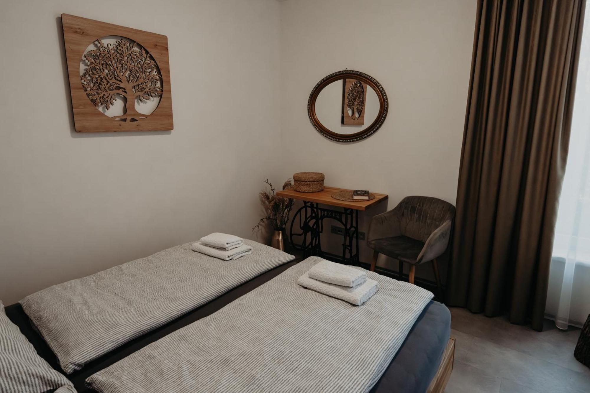 Apartman Usti Hranice  Esterno foto